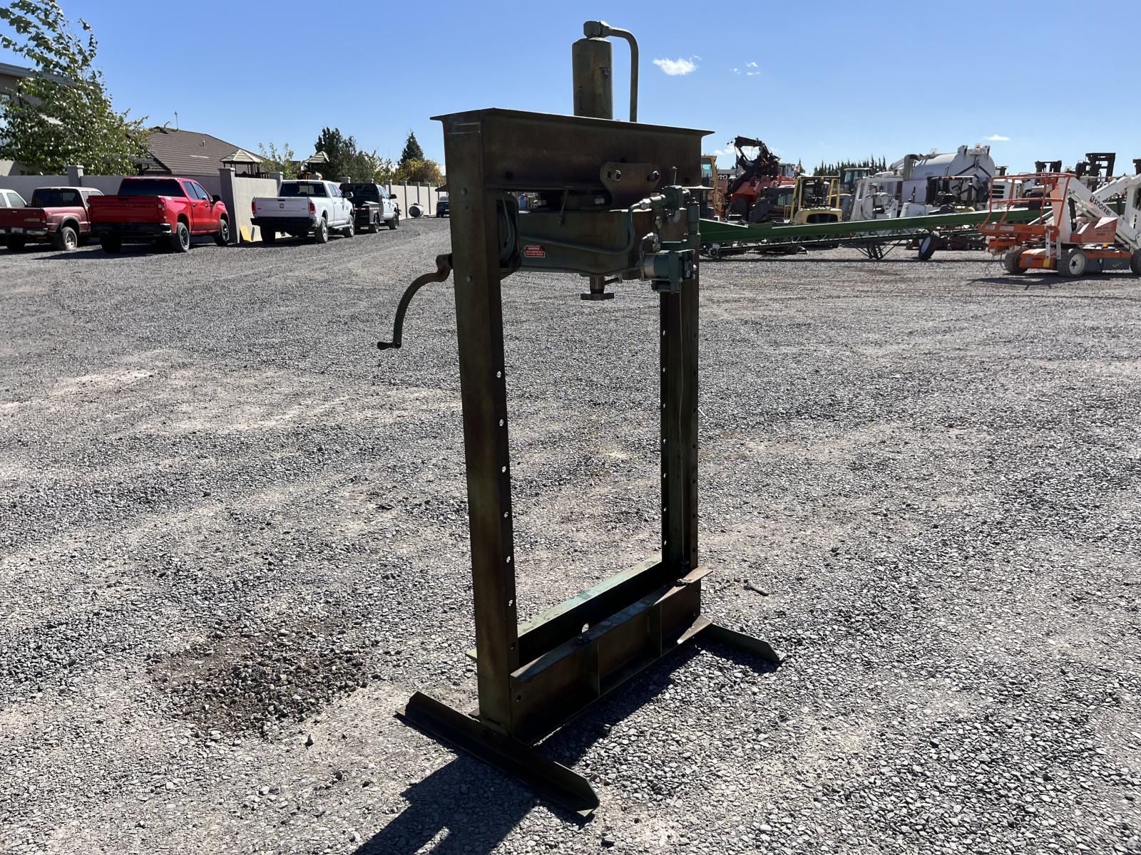 ./imagenes/INVOICE/2019/17892/PRENSA HIDRAULICA DAKE (6).JPG